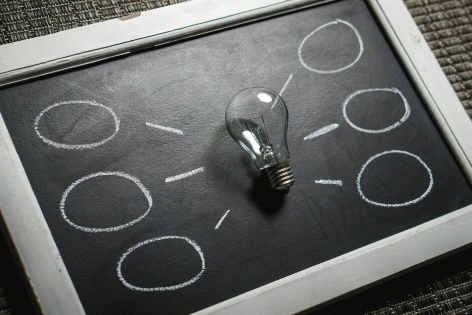 black-and-white-blackboard-chalkboard-356043