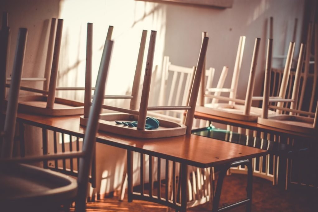 class-1986501_1920